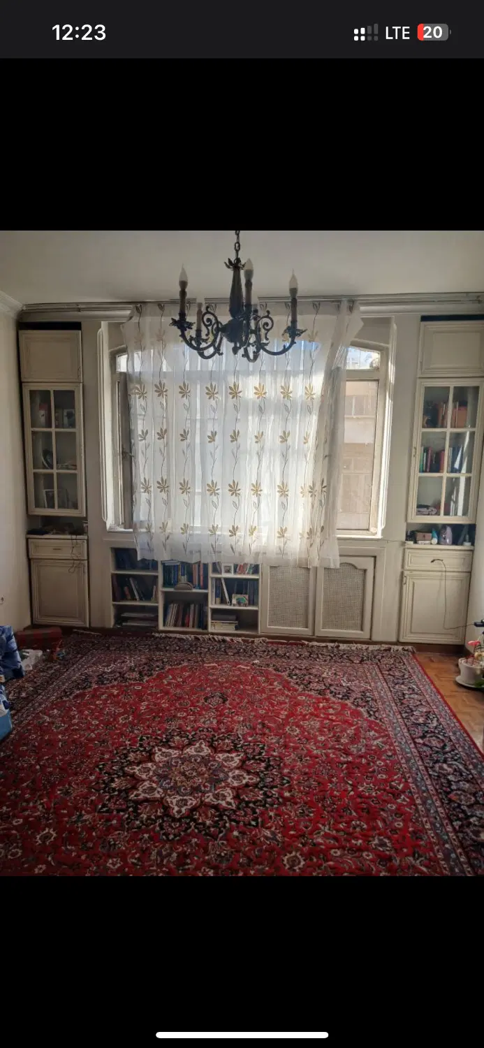 ۸۰ متری خ پنجم فاطمی(پارکینگ دارد)