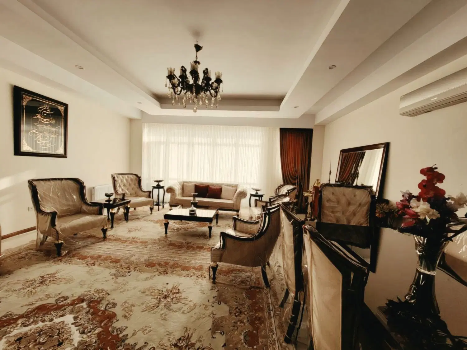 رهن کامل ۱۳۰ متر* ۲ پارکینگ *شمالی افتاب *گوهردشت