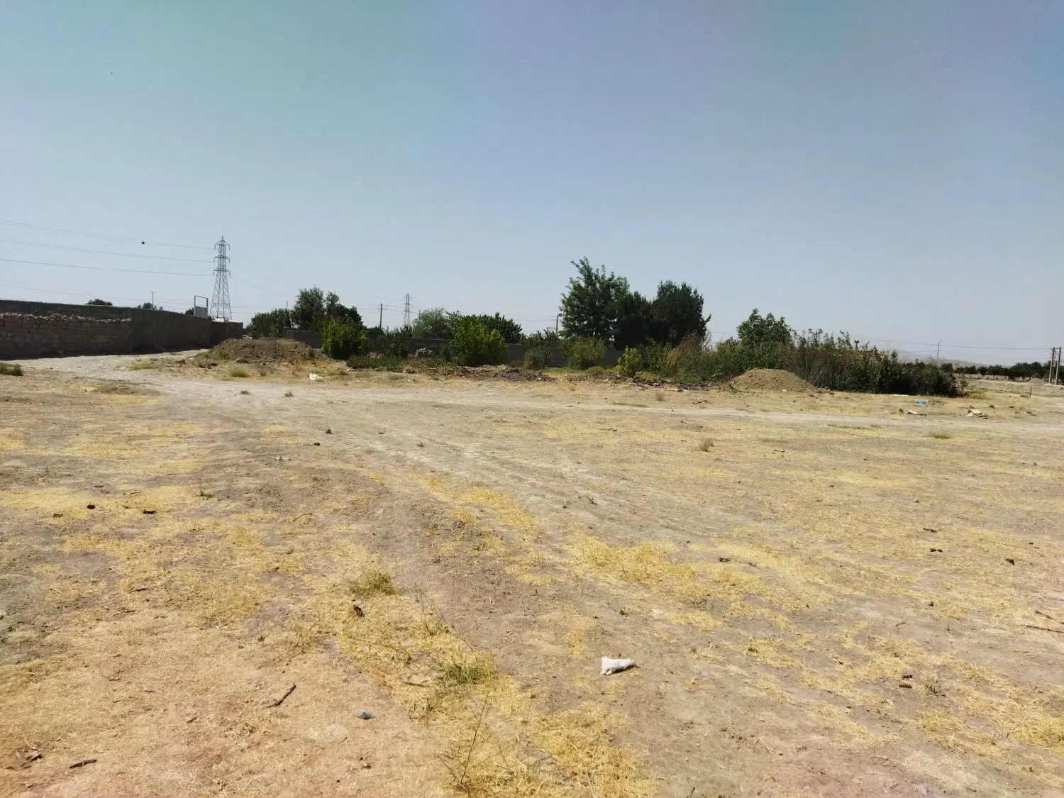 زمین ۱۳۳۳ متر برای گلخانه ویلا وسوله
