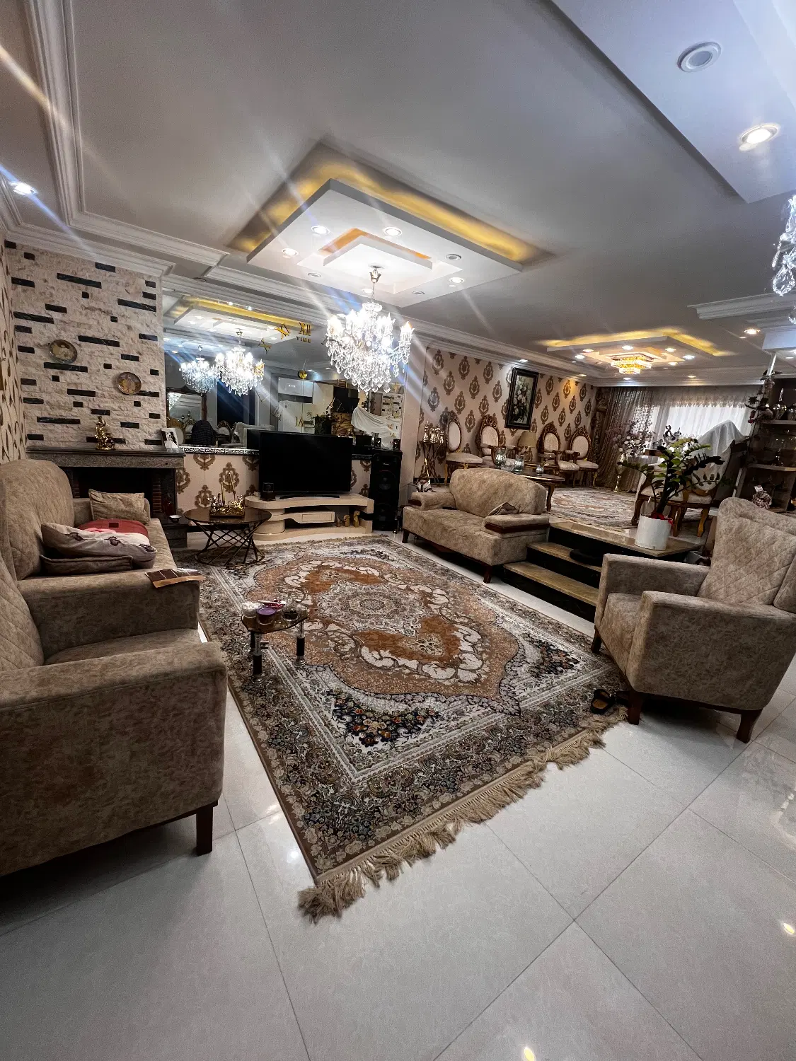 ۱۳۷ متر_تک واحدی