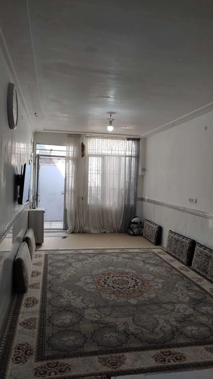 ویلایی خانه 60متری بلوارپنجتن حاشیه خیابان بزرگ