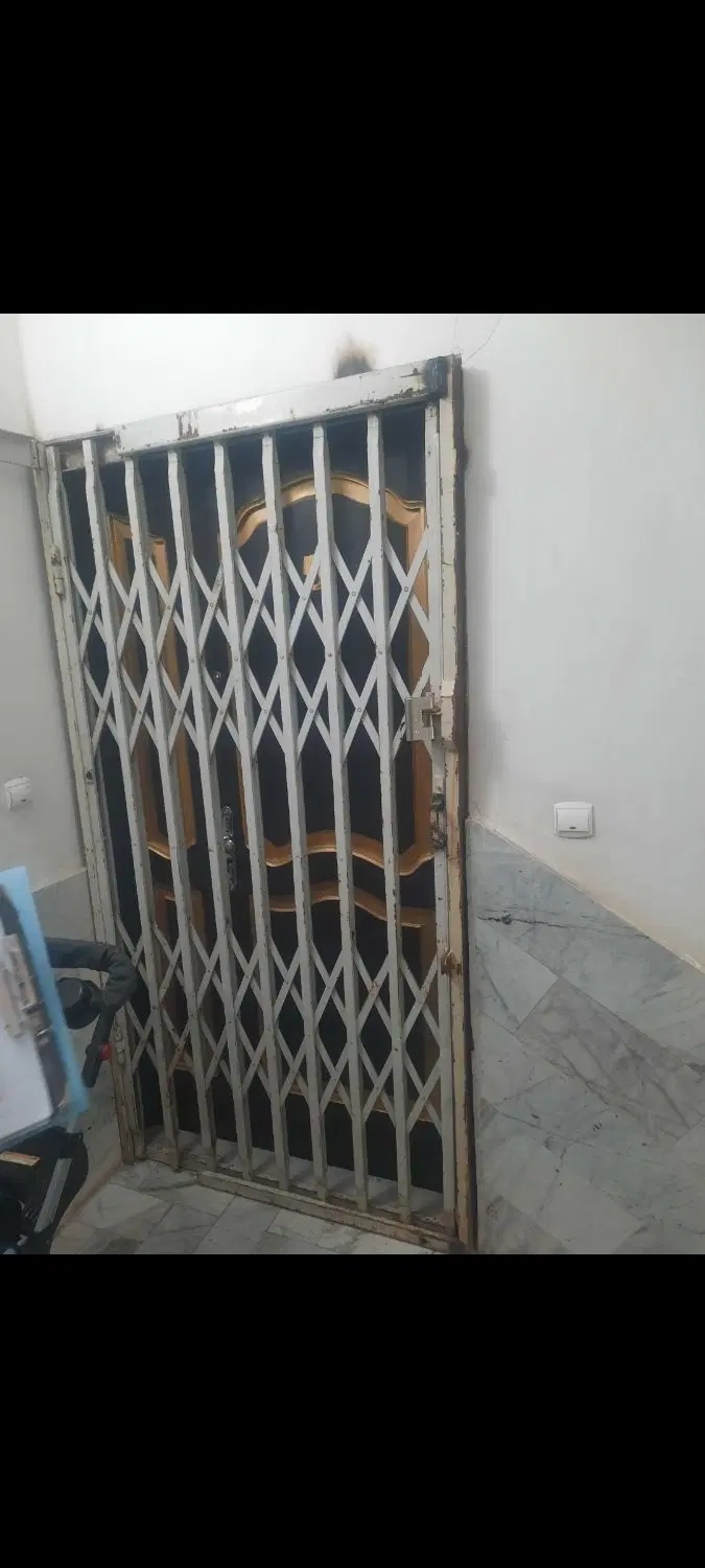 اپارتمان۹۰متری خ شیرودی