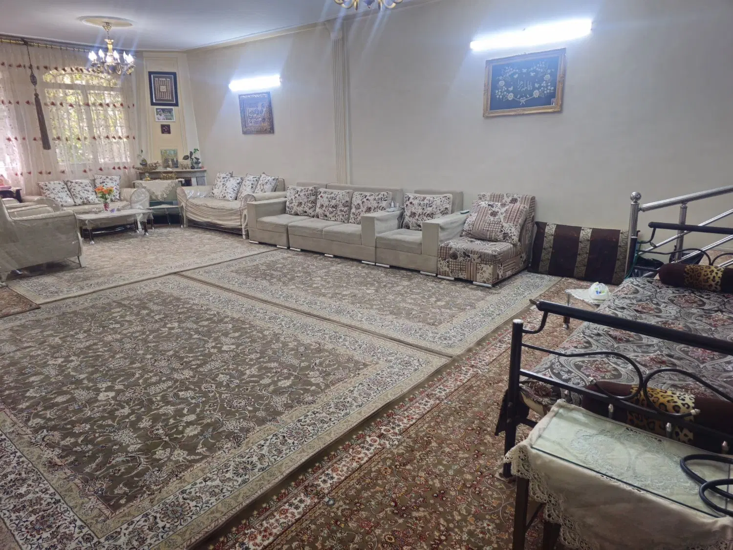 ۹۵ متر دوخوابه طبقه همکف(مشابه ویلایی)