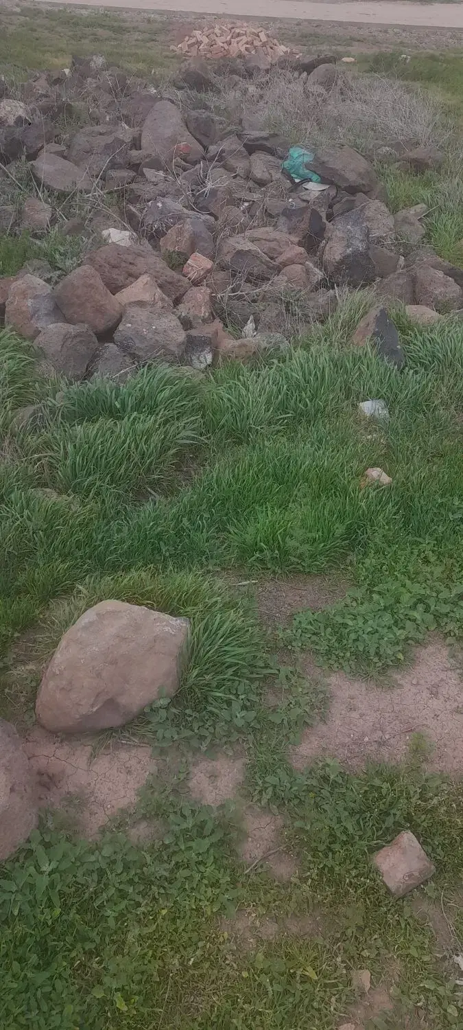 زمین ۲۲۰ متری روستای اقاباقر