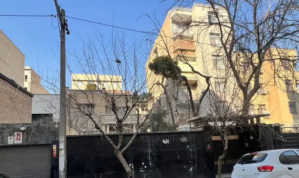 مزایده کلنگی 420 متر مربمیدان ولیعصر