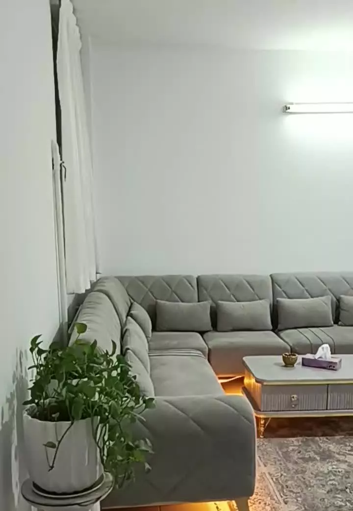 یک واحد آپارتمان ۵۵ متری واقع درشهرک طلائیه