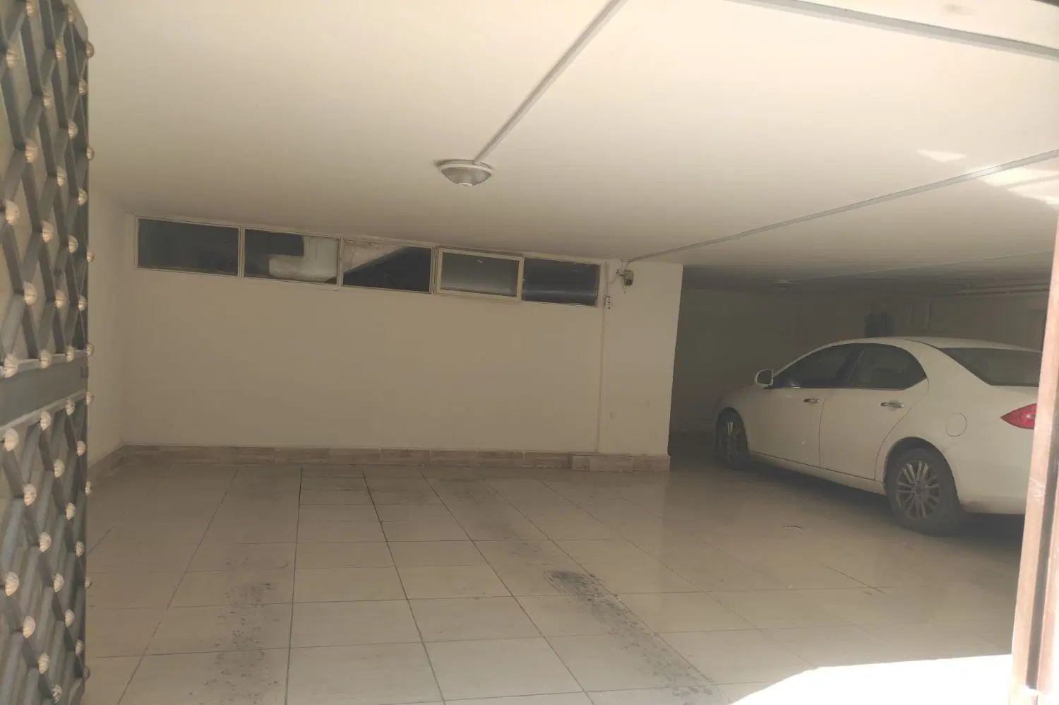 آپارتمان ۱۷۰ متری گلستان فرعی باباطاهر