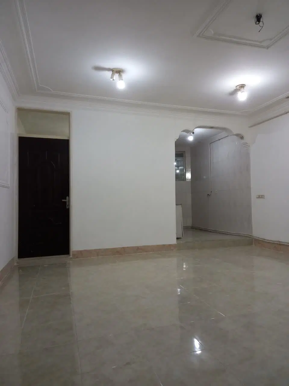 خونه دربس اجاره قله حاتم گلریز 3