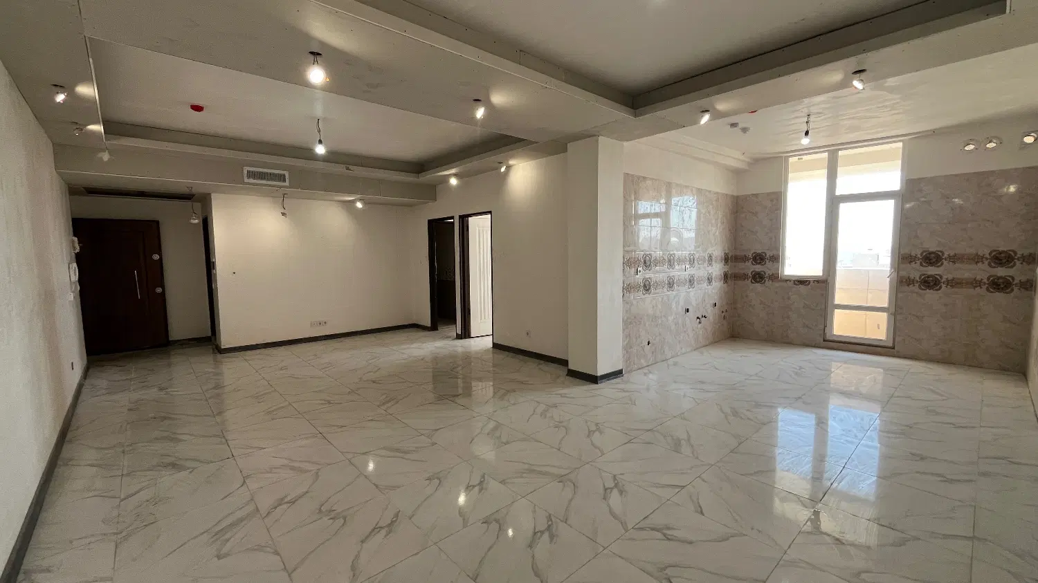 فروش مسکونی موقعیت اداری ۹۲ متر