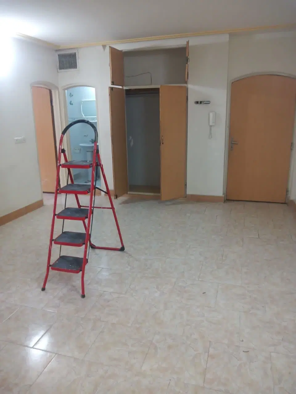 آپارتمان اجاره ای فازدو نبش خیابان