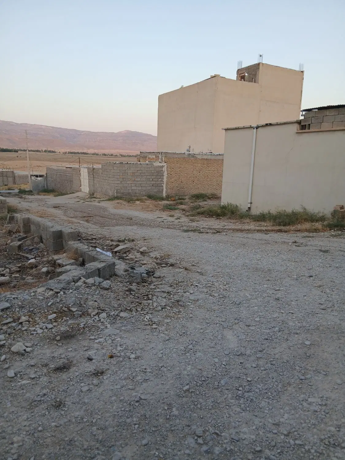 زمین ۱۵۰متری صالح آباد