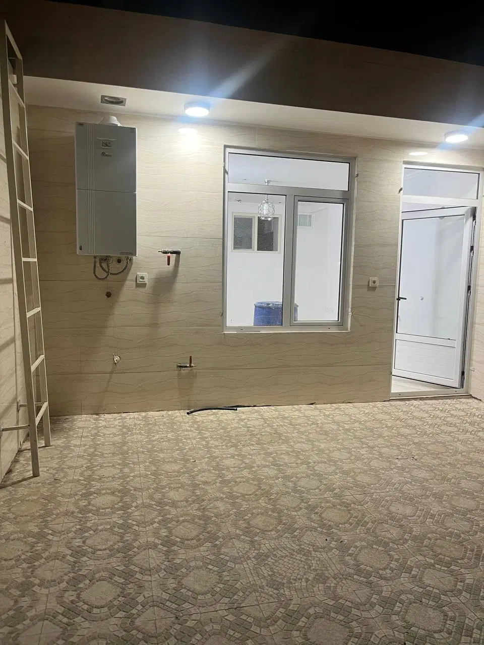 اجاره منزل طبقه بالا