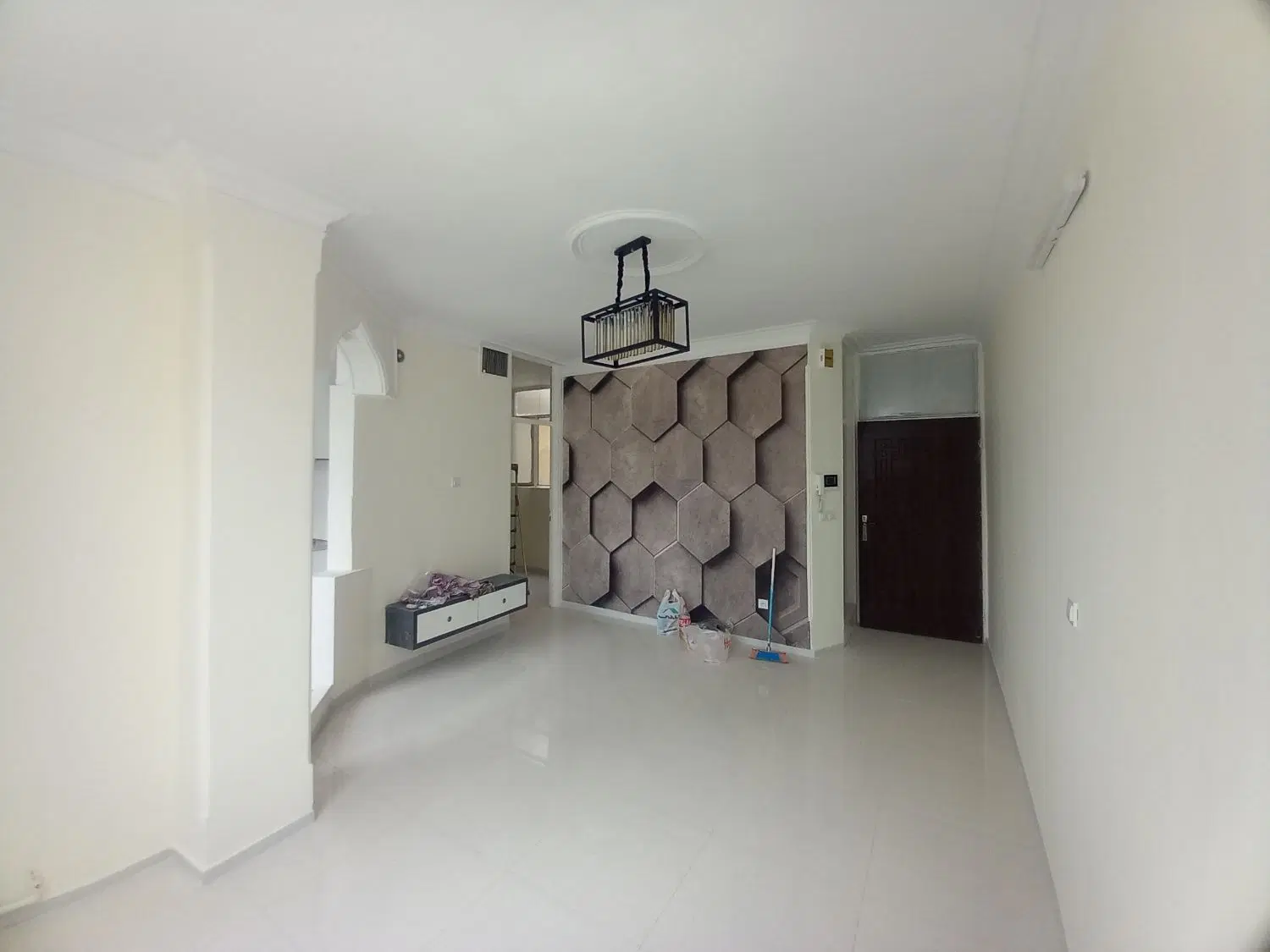 آپارتمان اندیشه پارکینگ سندی فاز یک