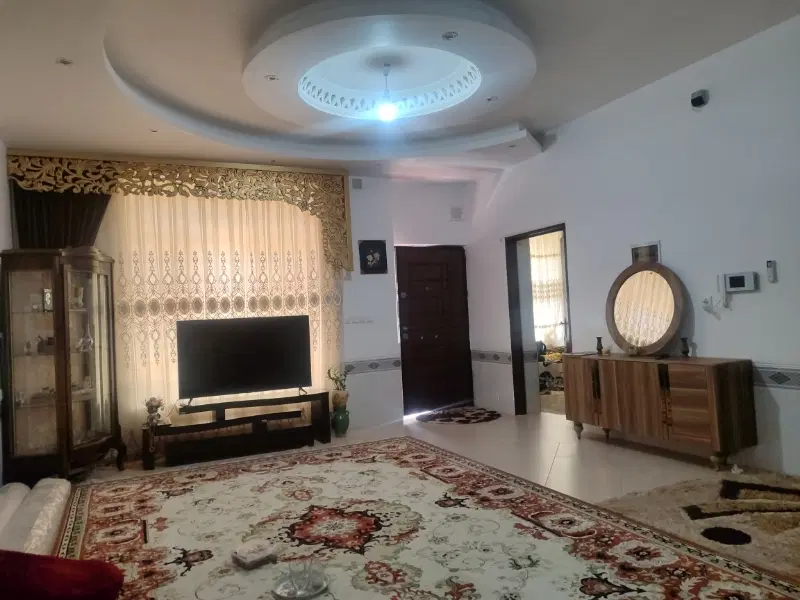 متقاضی رهن و اجاره منزل ویلایی همکف مستقل سه خواب