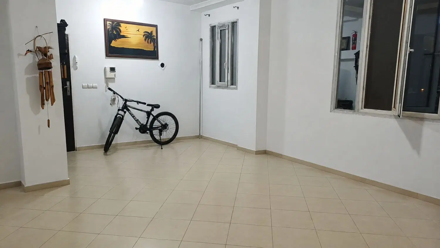 آپارتمان ۷۳ متری.طبقه دوم