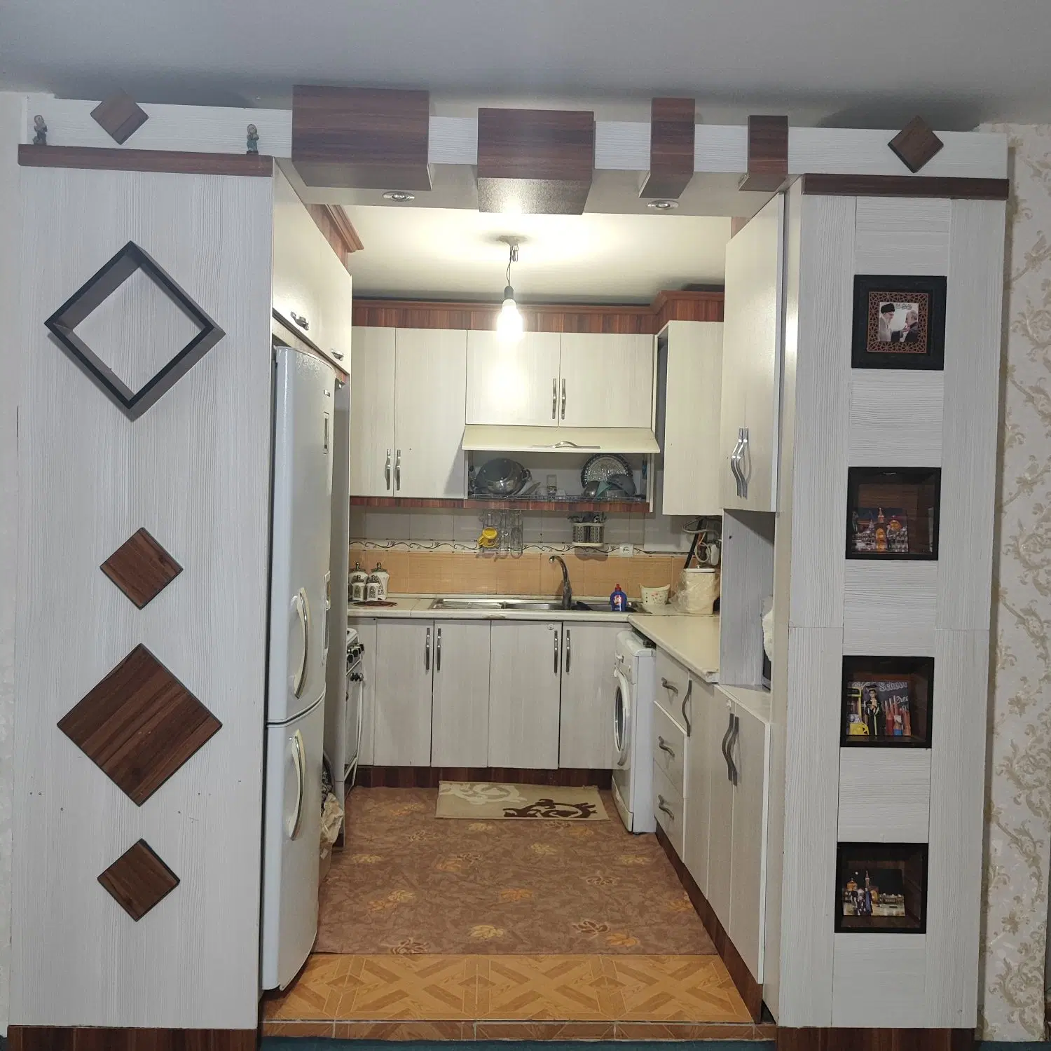 یک  باب آپارتمان فروشی