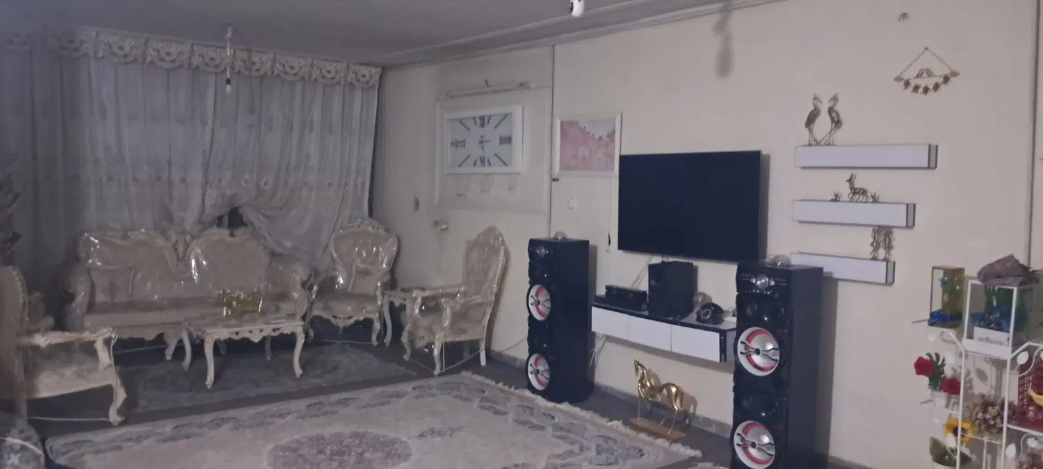 اجاره منزل سکونتی طبقه همکف حیاط دار