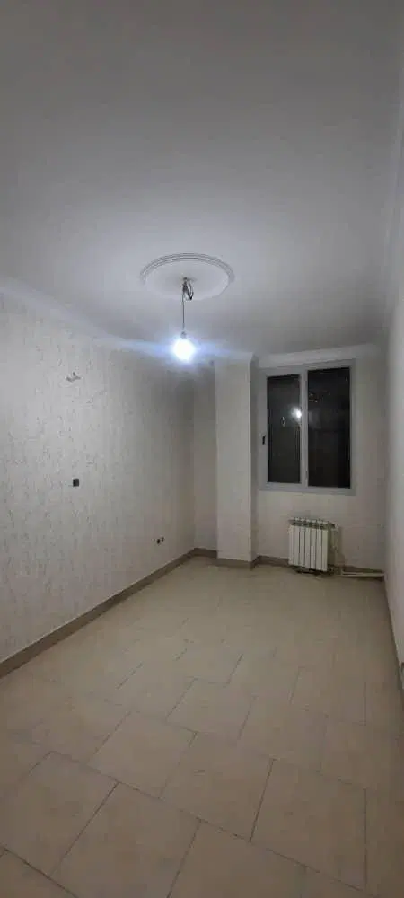 آپارتمان در شهرک ازادی