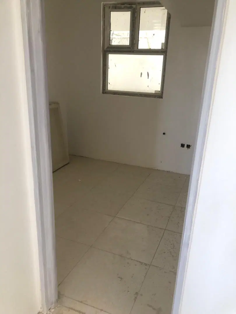 آپارتمان 2خوابه روبروی بوستان علوی شهرک زعفرانیه