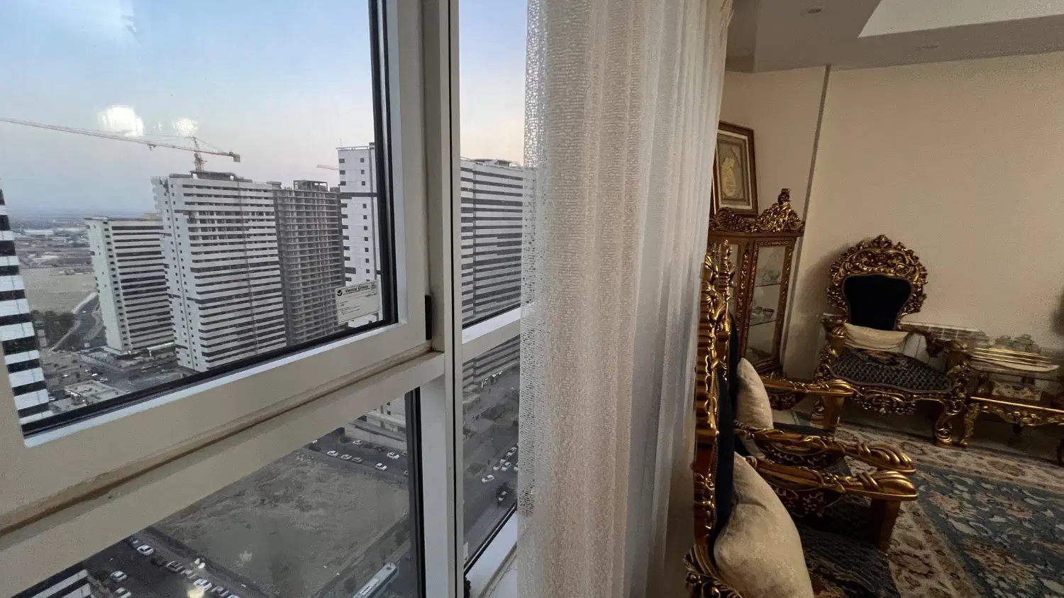 واحد ۱۱۷ متری شهرک شهید خرازی منطقه ۲۲