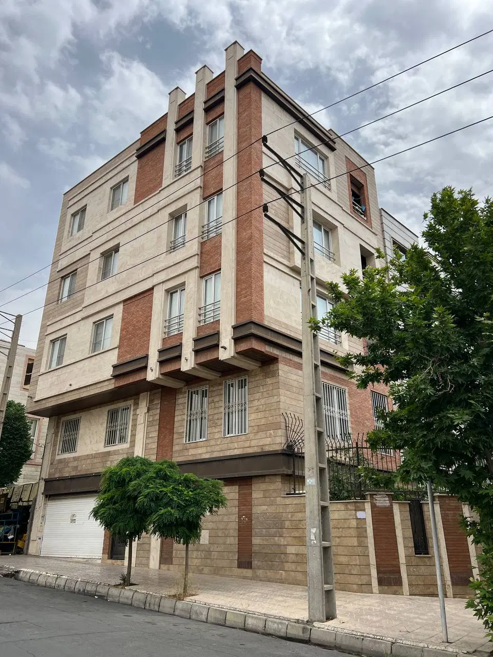 آپارتمان ۷۵متری_فول امکانات_نقشه آکواریوم_شهران