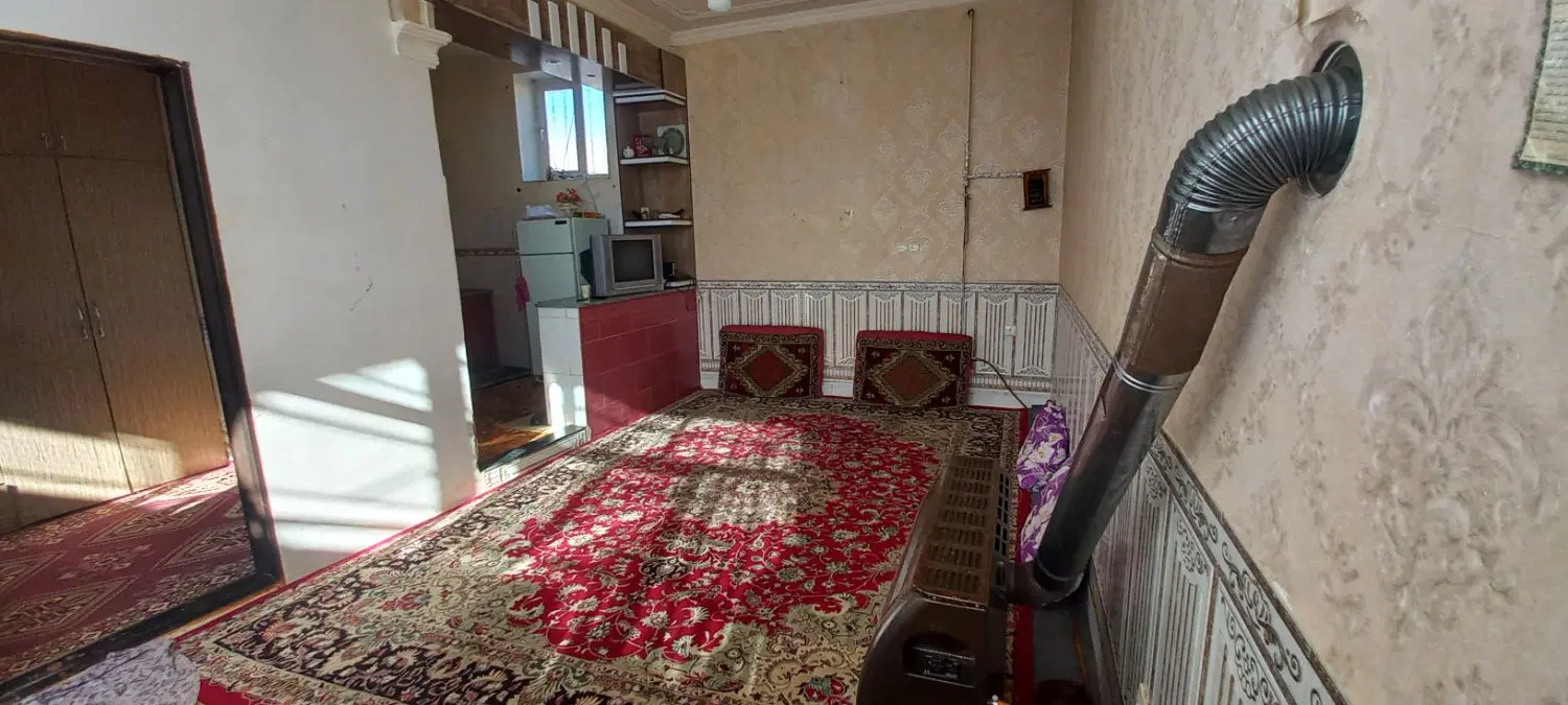 باغ معروف حیاط