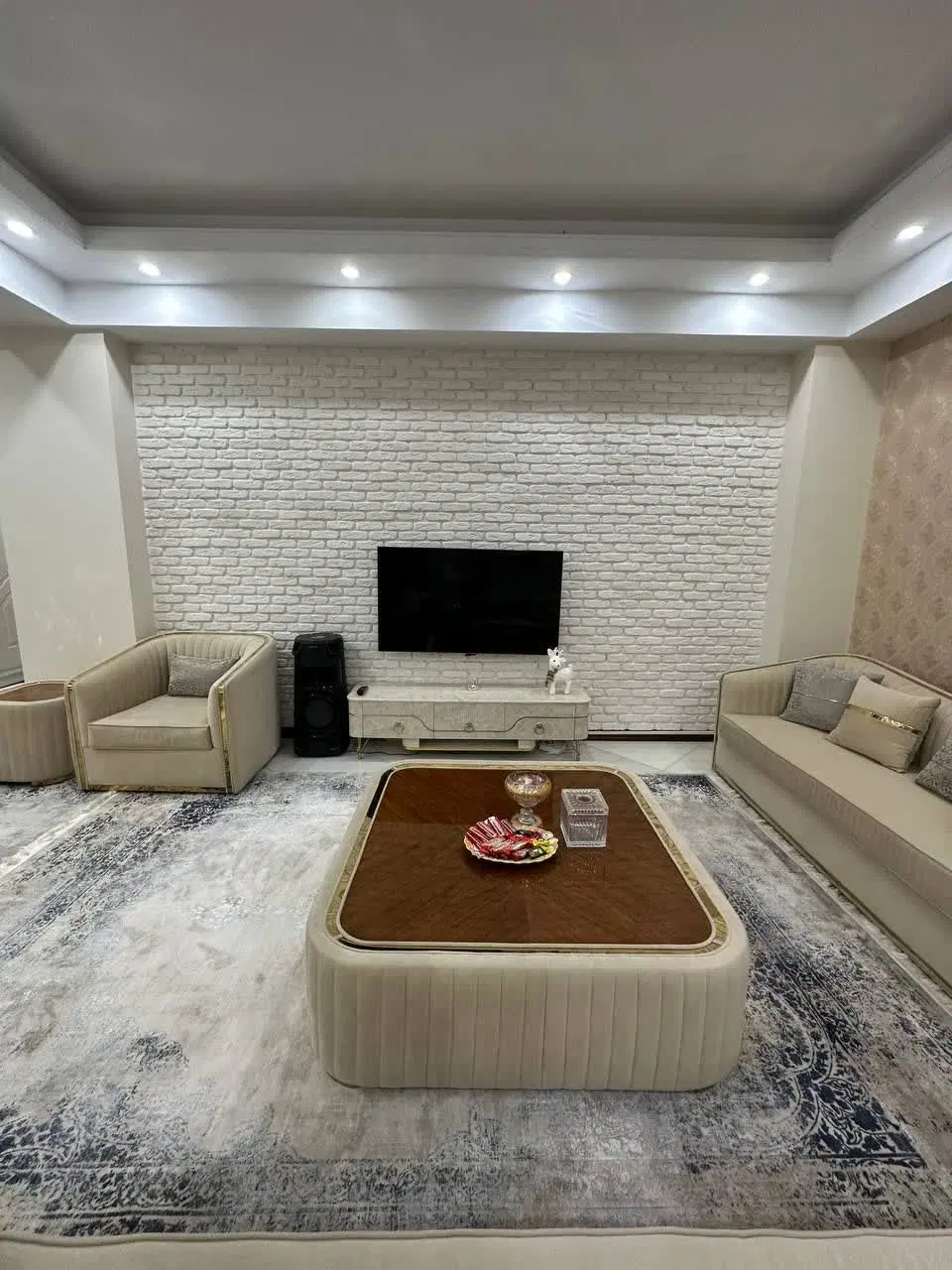 آپارتمان ۳ خواب فروشی شهرک ولیعصر بافان