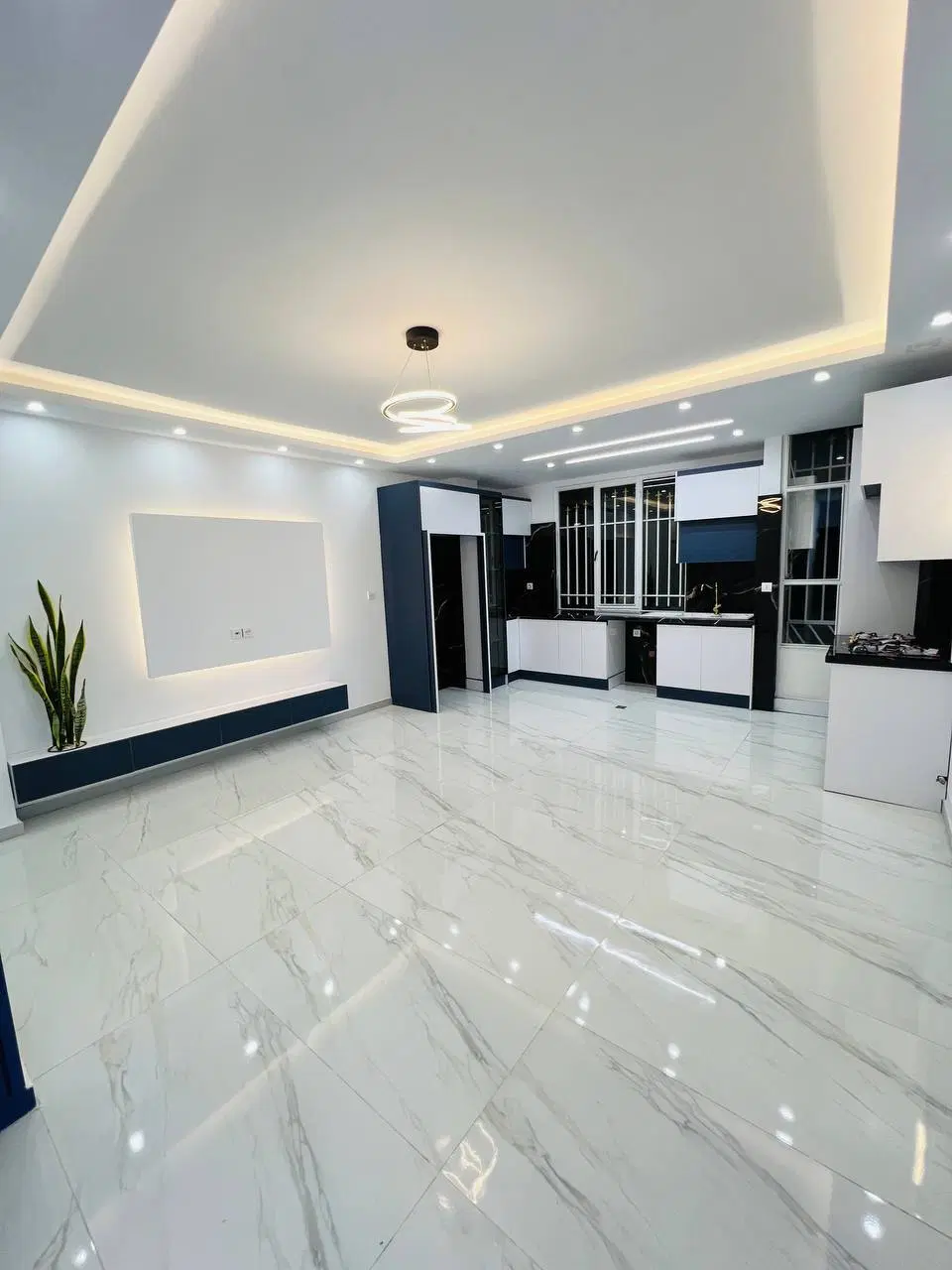 آپارتمان 68 متری_آسانسور*روبنما*دونبش*Parking