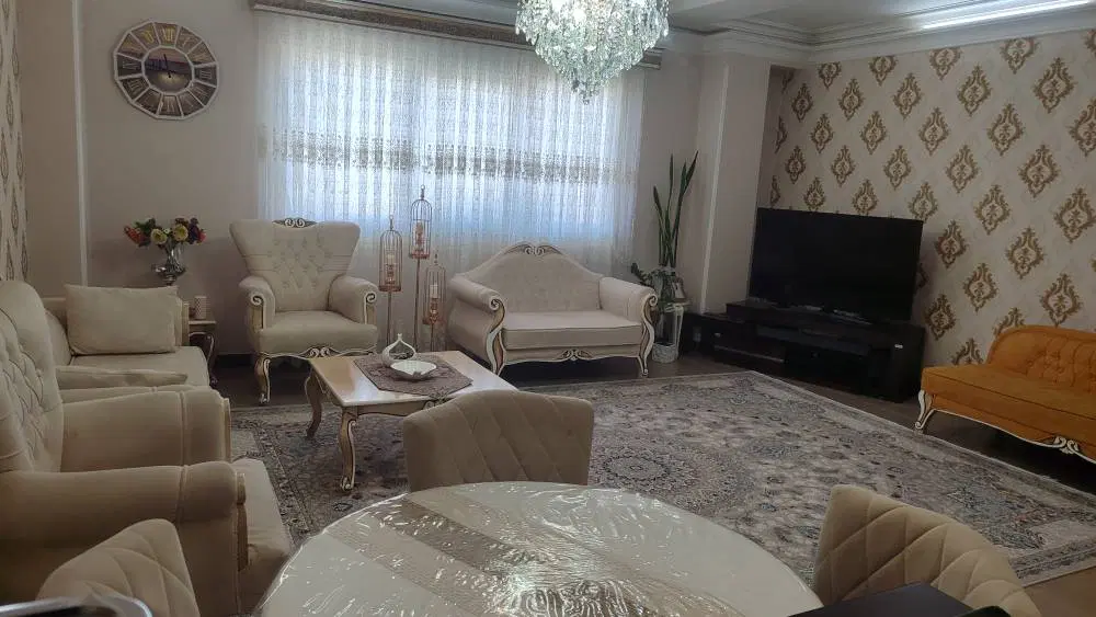 فروش آپارتمان ۷۸ متری دیانتی خیابان استقلال