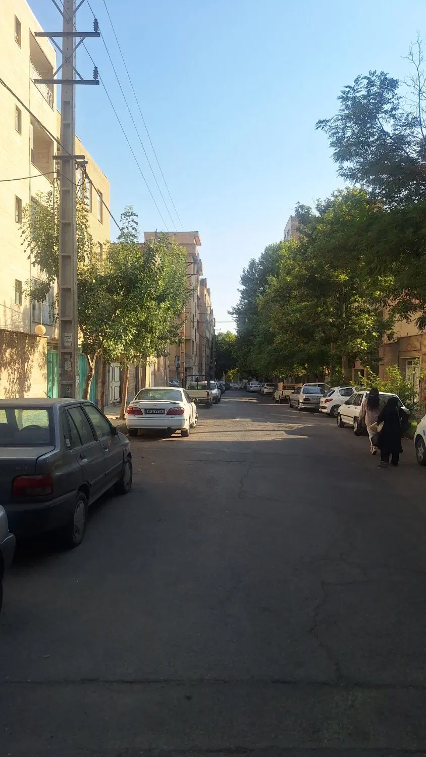 واحد فروشی بازسازی کامل.تروتمیز.پرنورودلباز
