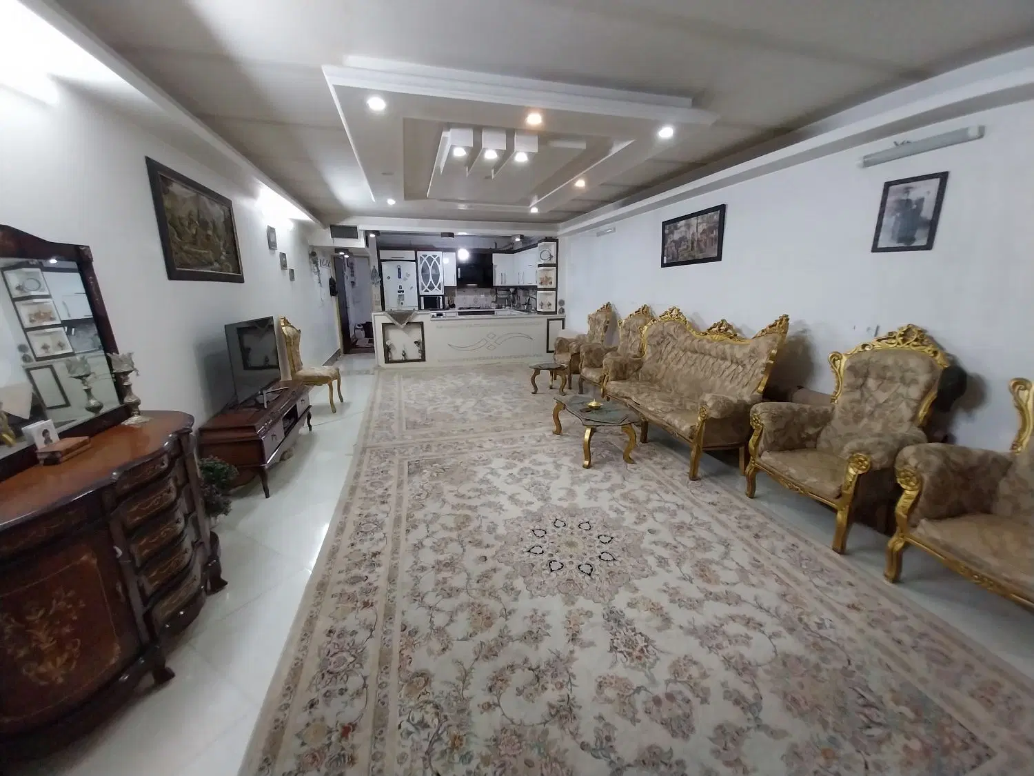 خانه ۱۰۰ متری