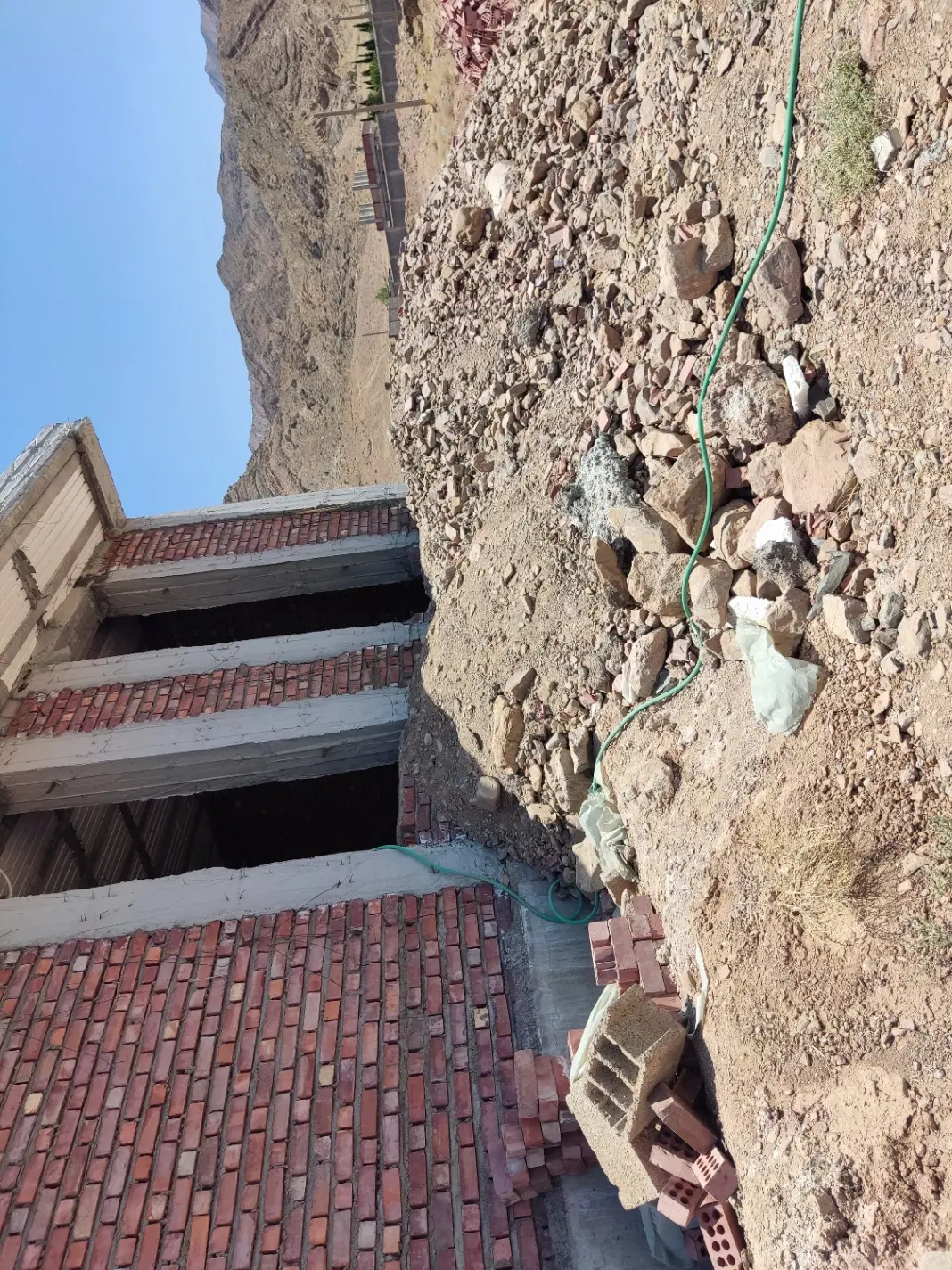 خانه معمولی ساز