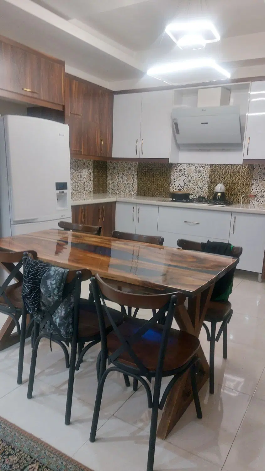 آپارتمان۱۴۲متر سنددار تک واحدبنیاد ۲۲ بهمن