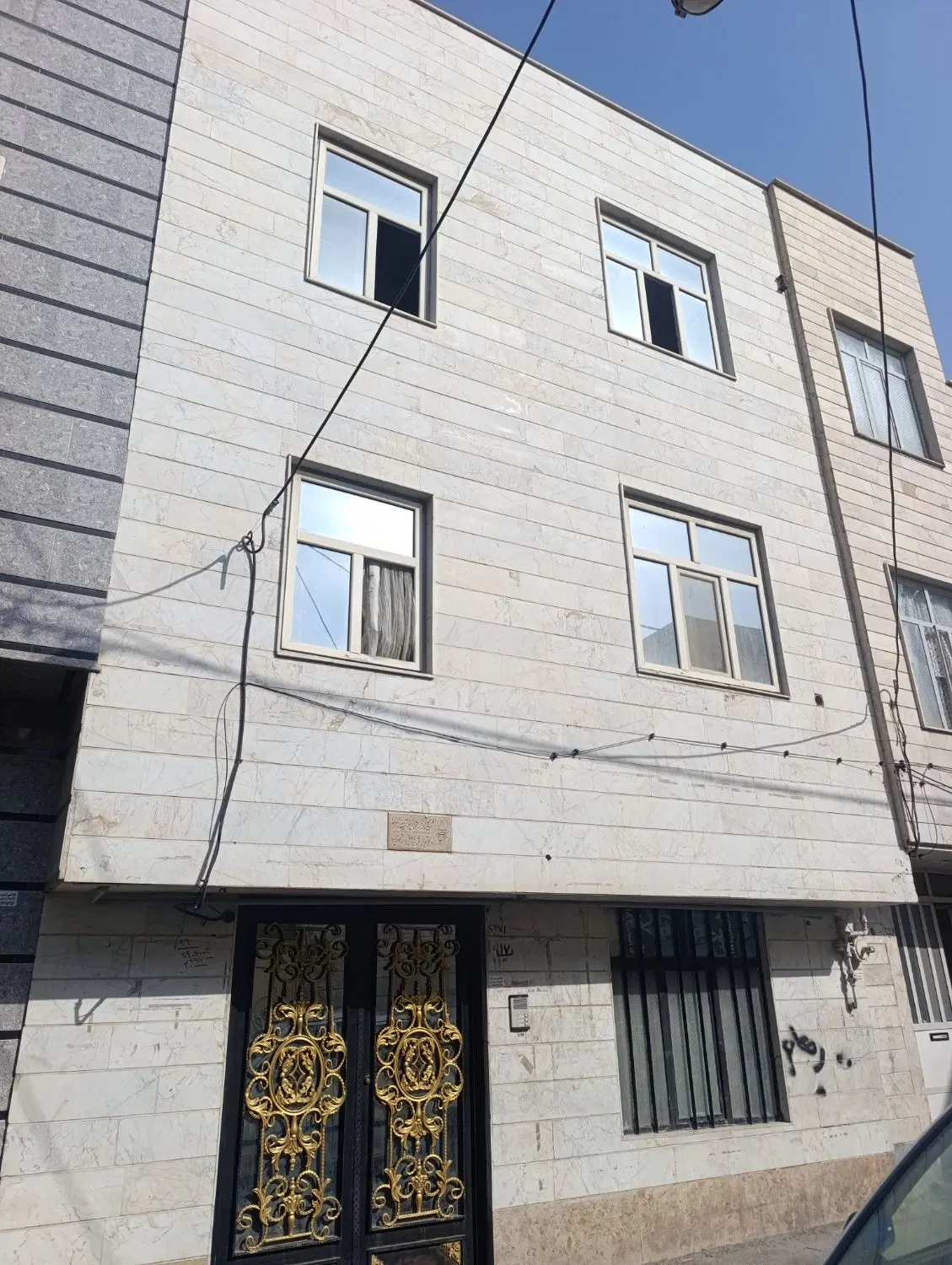 اجاره واحدهمکف