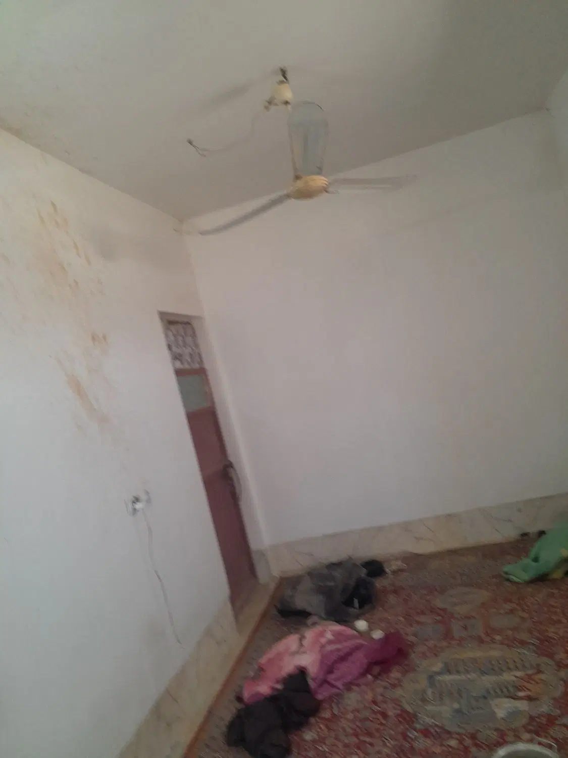 اتاق ۴در۵متری حیاط مشترک