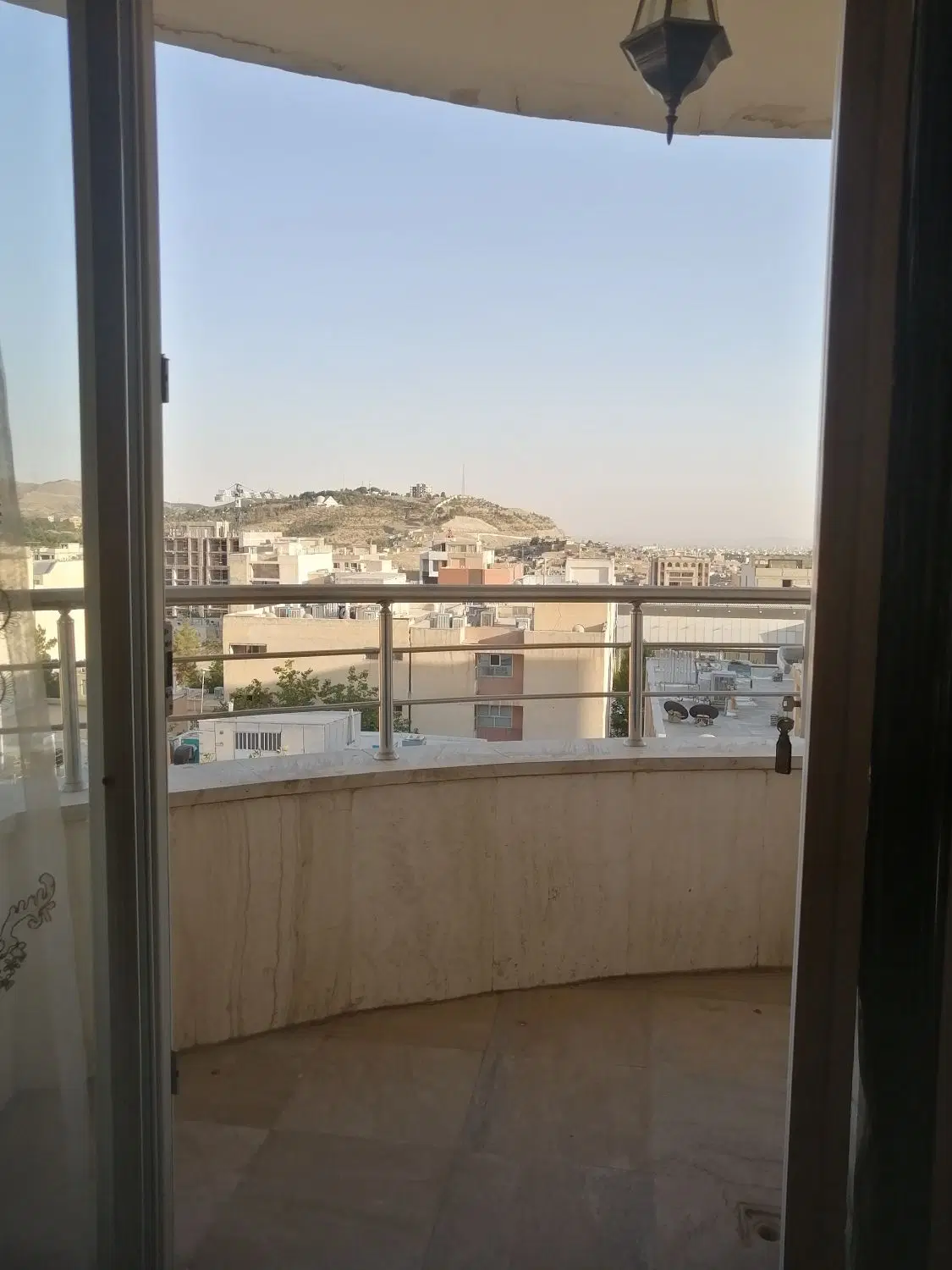 155متر 3خواب. شمالی روبه آفتاب. طبقه آخر