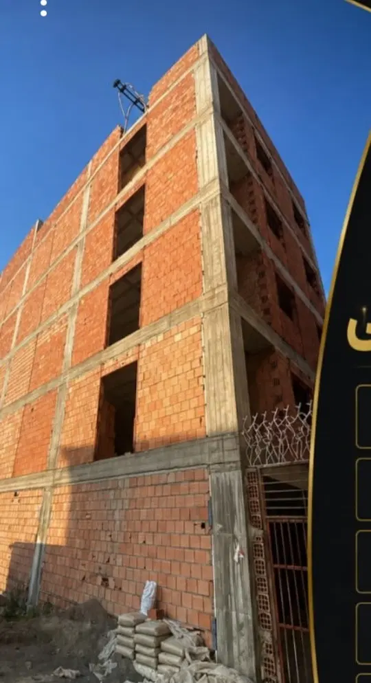 پیش فروش واحدهای ۱۲۸ و ۱۳۳ متری، انتهای انقلاب۲۴