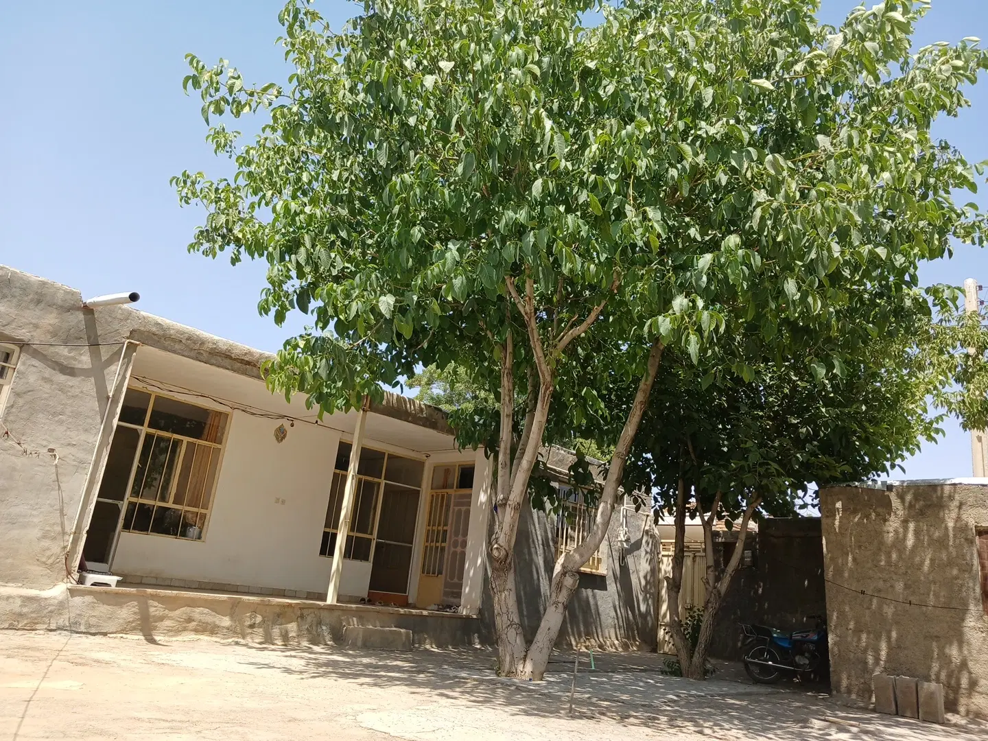 خانه ویلایی در وردنجان
