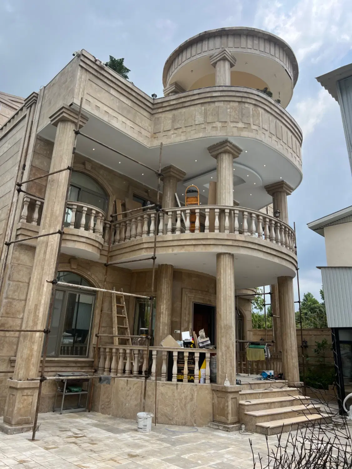 ۷۵۰ متربنا معاوضه تا۱۰ میلیاردپول میدم