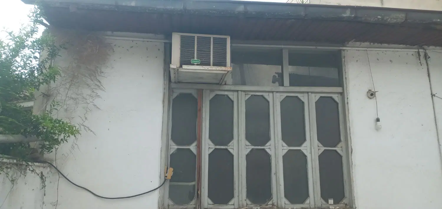 خانه قدیمی وکلنگی قابل سکونت