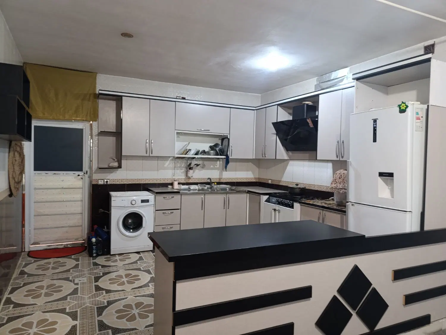 اجاره خانه طبقه بالا