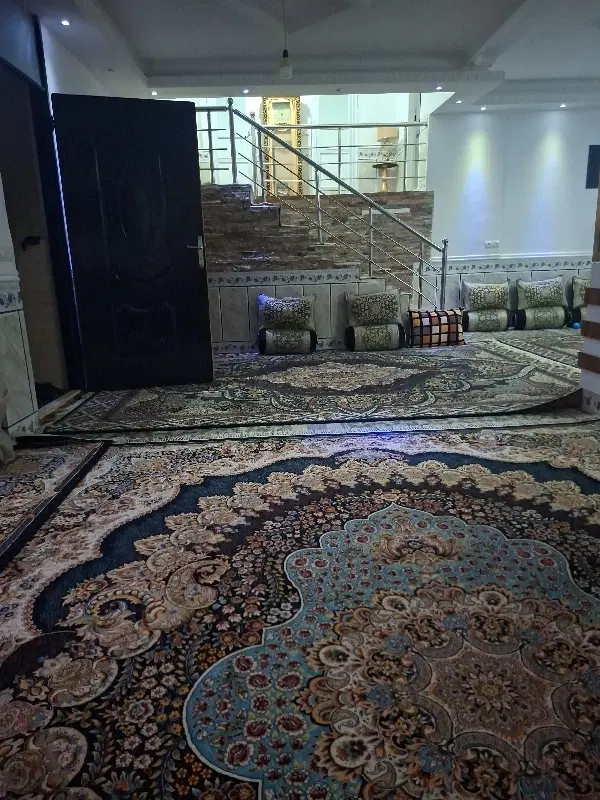 یک باب منزل مسکونی(پارکینگ)مجهزاجاره داده میشود