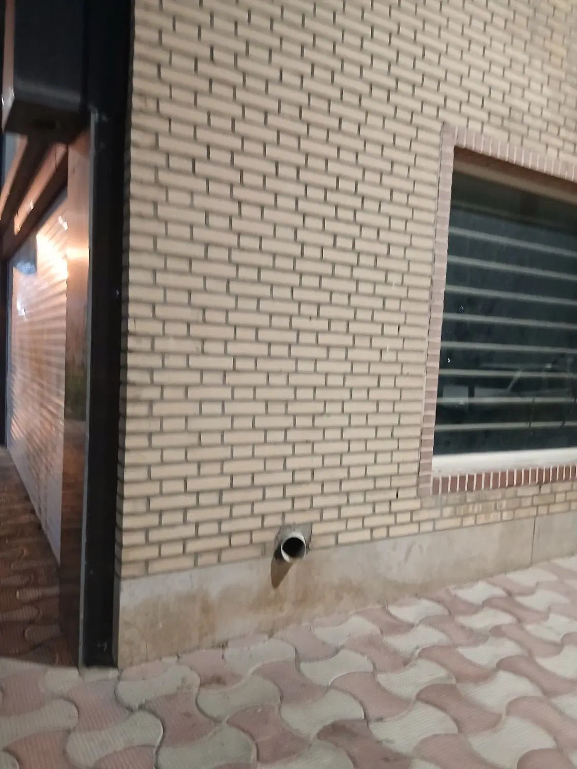 یک باب منزل مسکونی حدود۹۰متری درمحیطی دنج