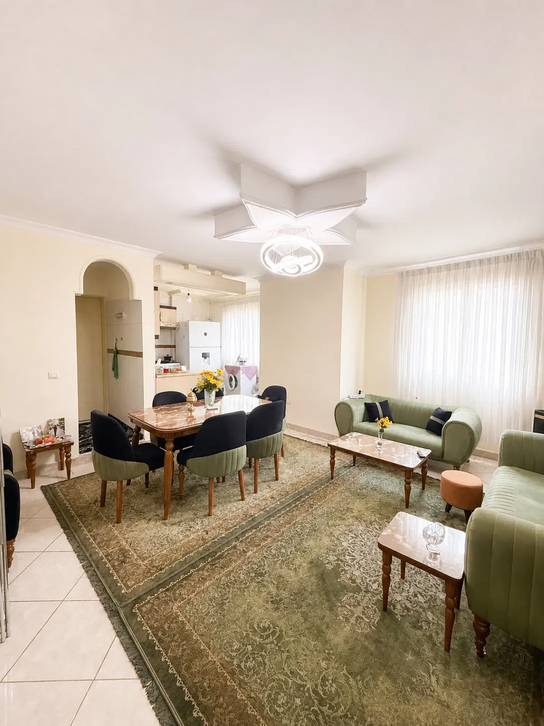۵۸ متر_ با پارکینگ و انباری سندی
