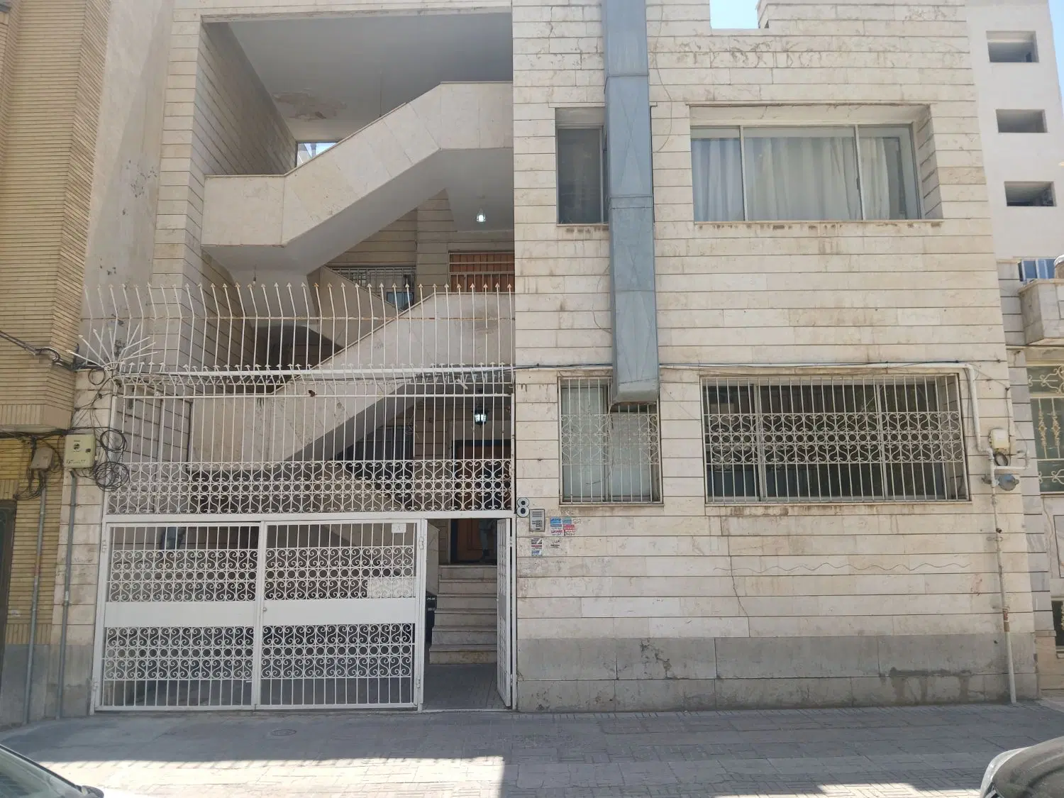 ۱۸۰متر ۴ خواب جهت کار اداری