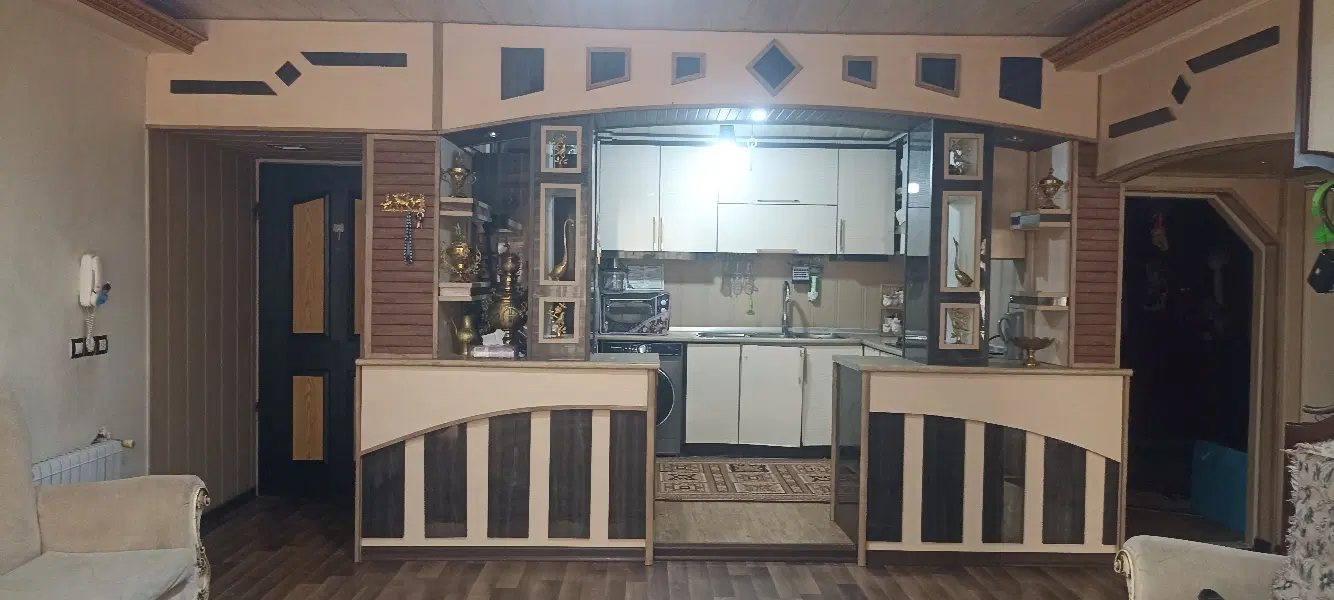 هزار واحدی فروشی