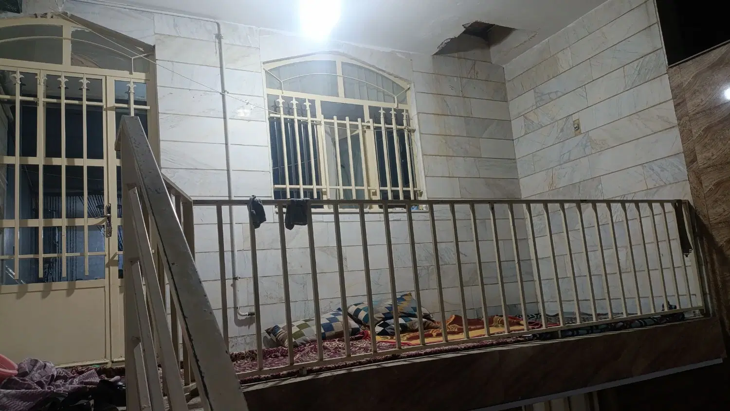 رهن یا اجاره واحد ۸۰ متری( نفت سیاه )