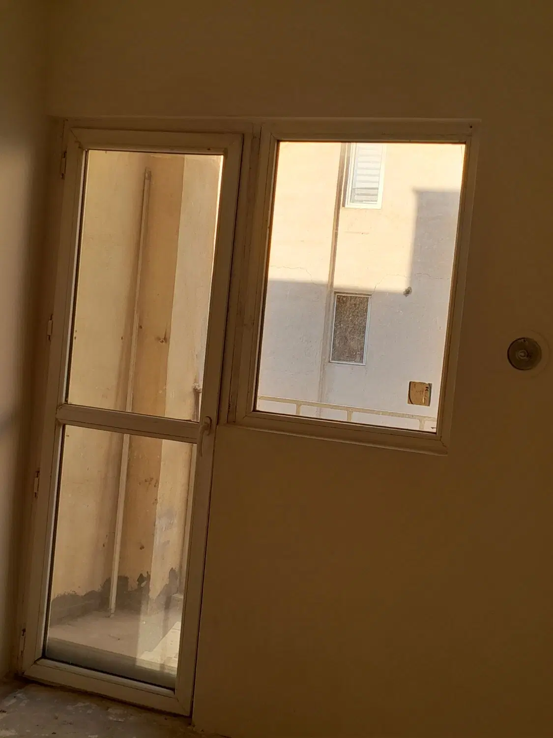 واحد اجاره ای دانش ۹۰متری
