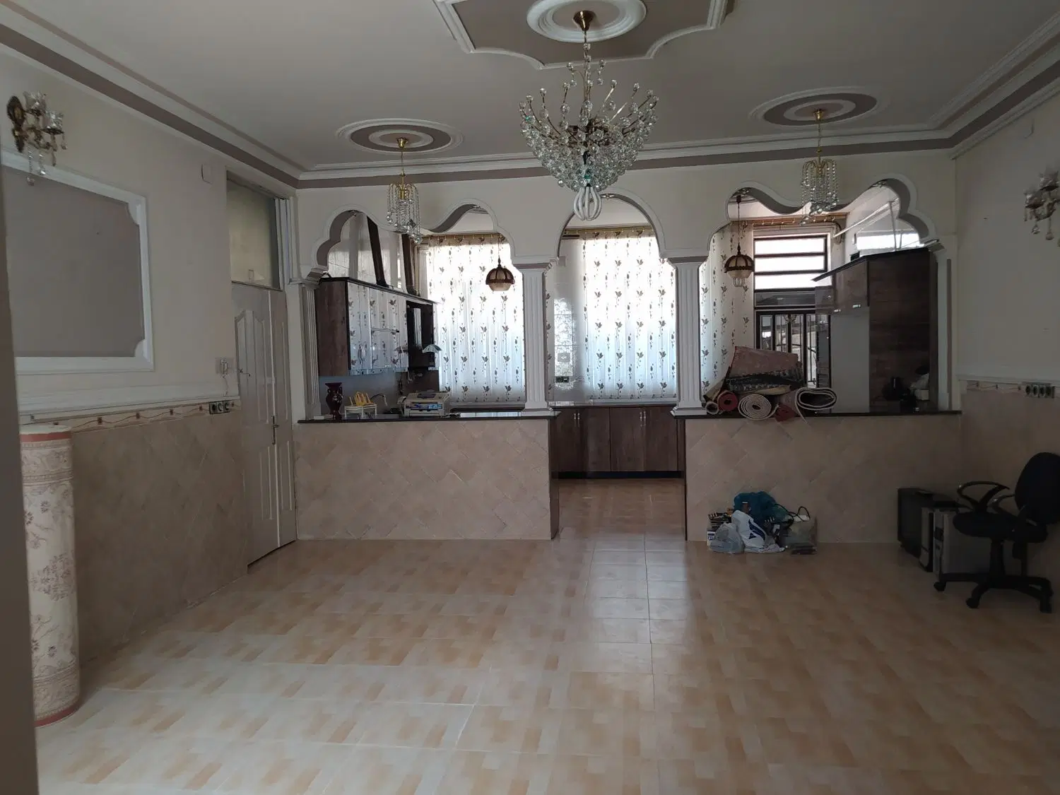 خانه ویلایی ظفر ایستگاه یک