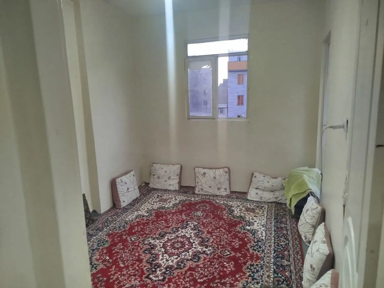 اجاره آپارتمان 80 متری تک واحدی
